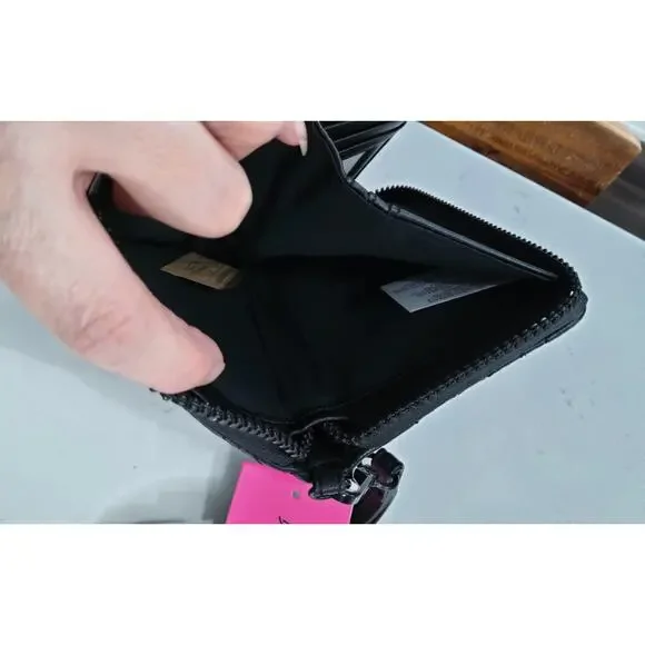 NWT Betsey Johnson black Kara wallet Quilted heart detail 7x4in zip closure glam - Picture 6 of 9